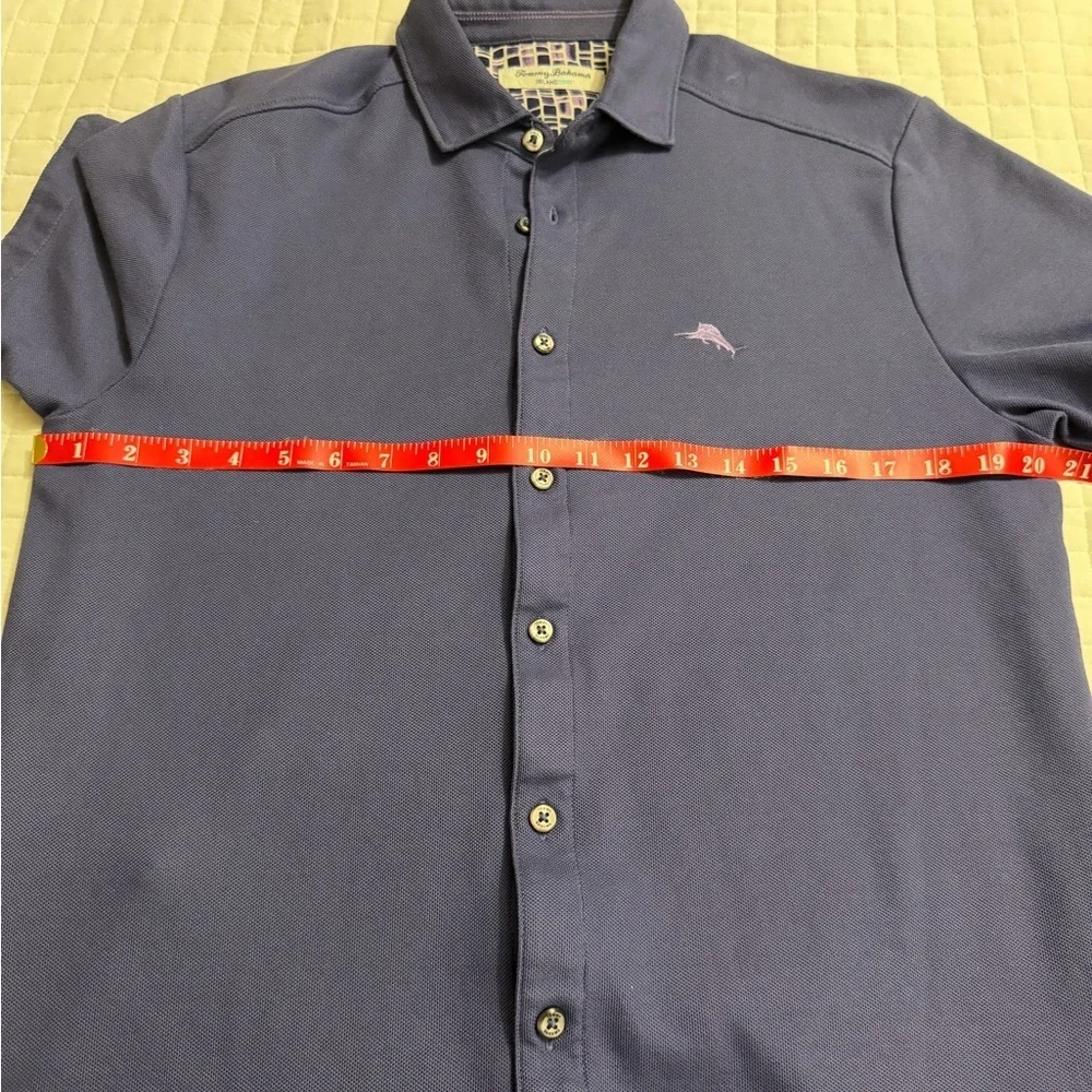 Tommy Bahama Blue Short Sleeve Button Down Shirt - Picture 9 of 10